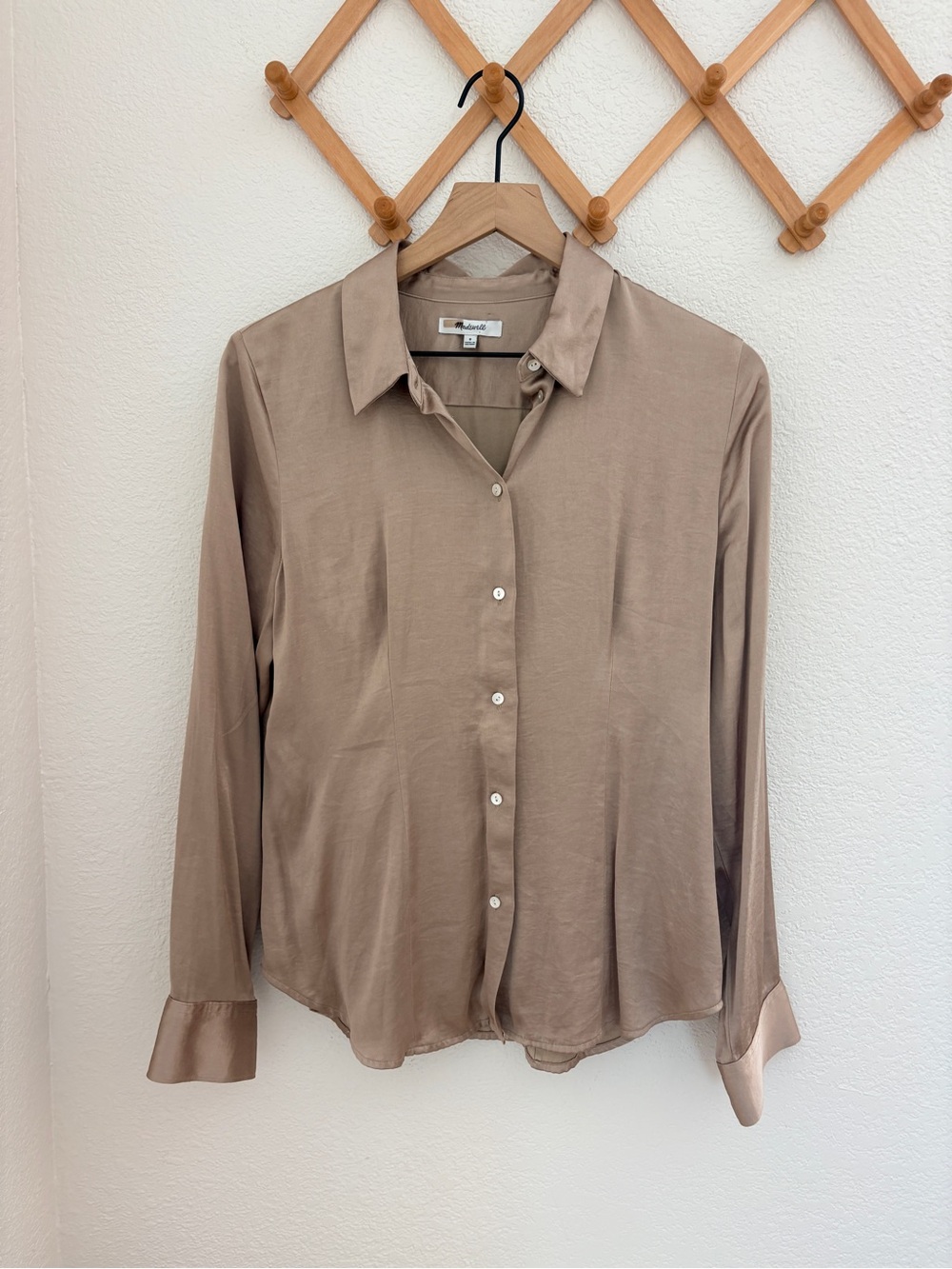 Madewell Darted Button Up Satin Top - Picture 9 of 10